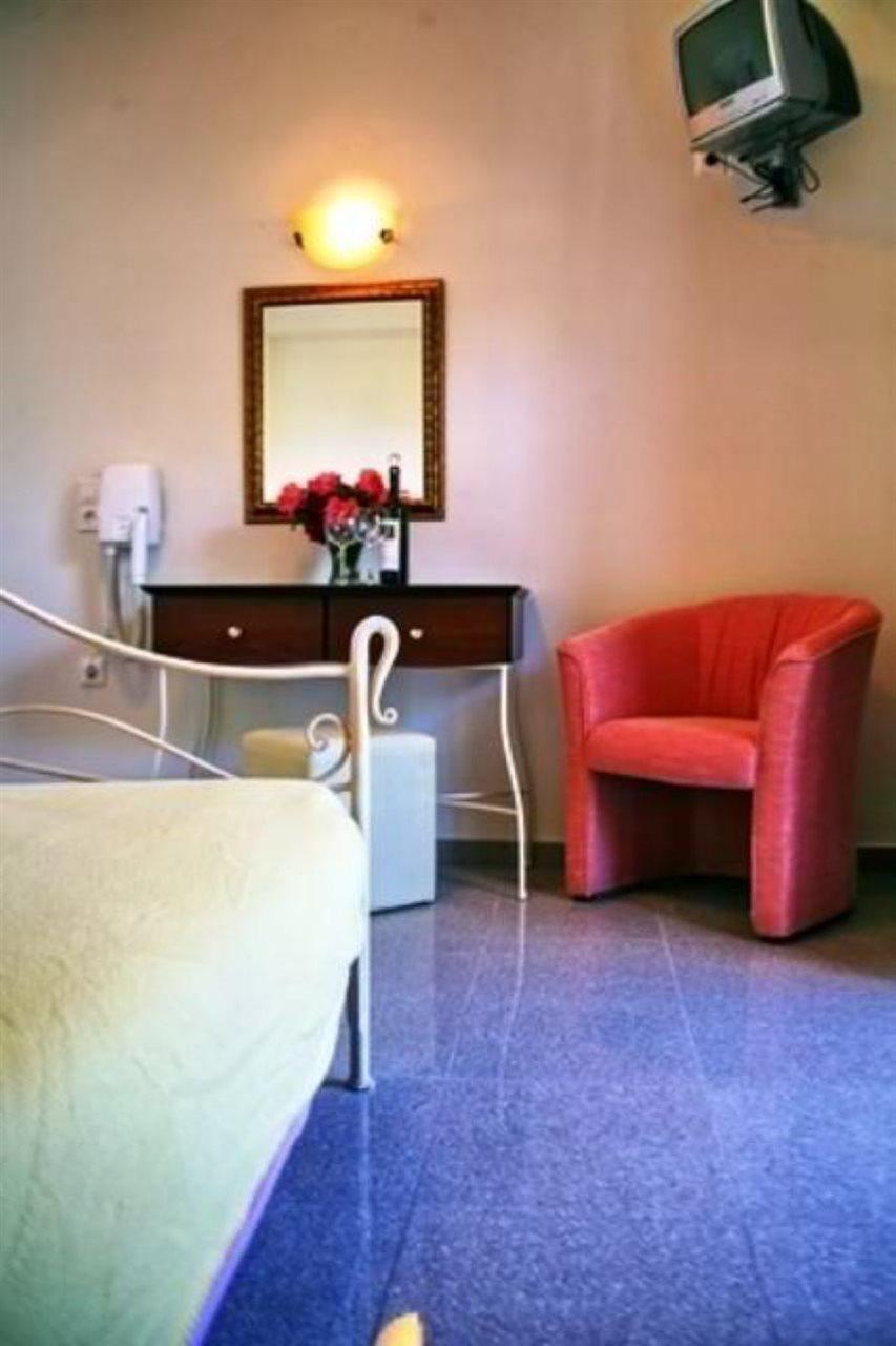 Hotel Pela Skala Kallonis Luaran gambar
