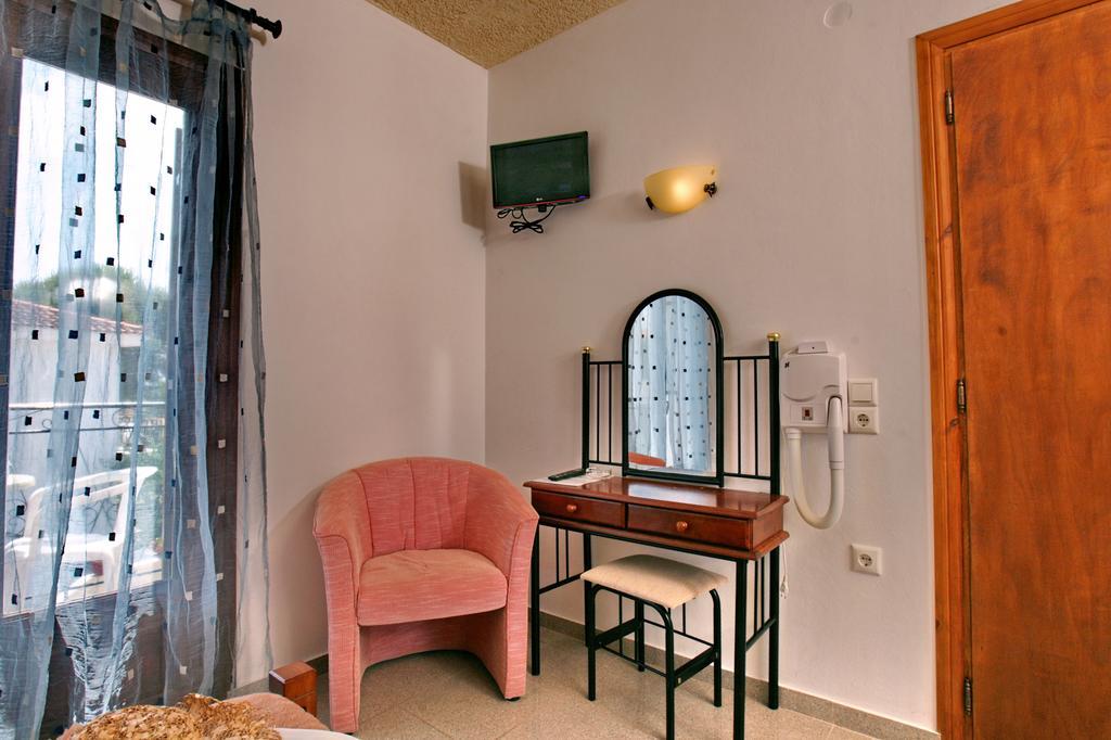 Hotel Pela Skala Kallonis Luaran gambar