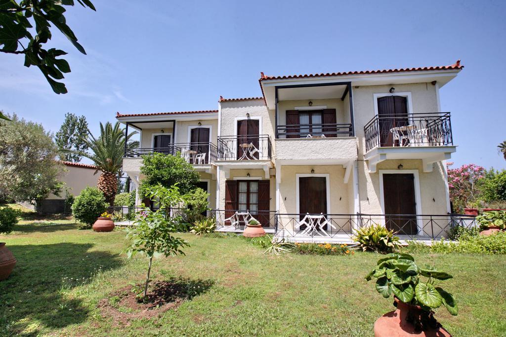 Hotel Pela Skala Kallonis Luaran gambar