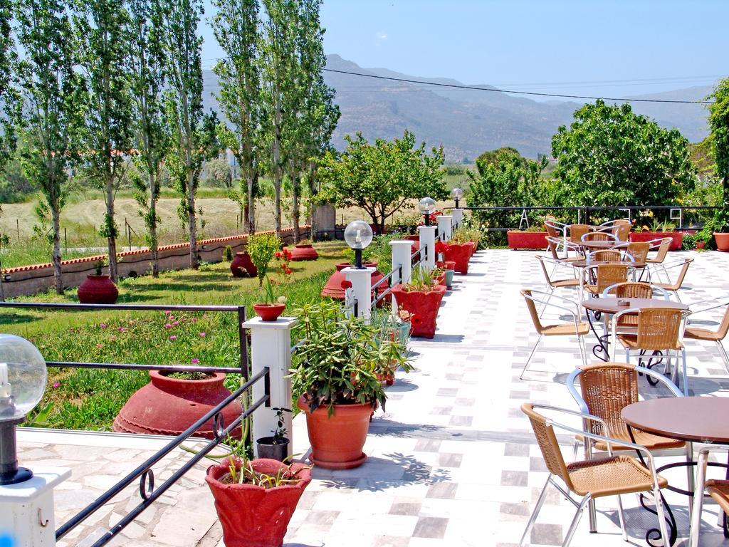 Hotel Pela Skala Kallonis Luaran gambar